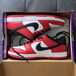 Nike Dunk SB Chicago sz 10